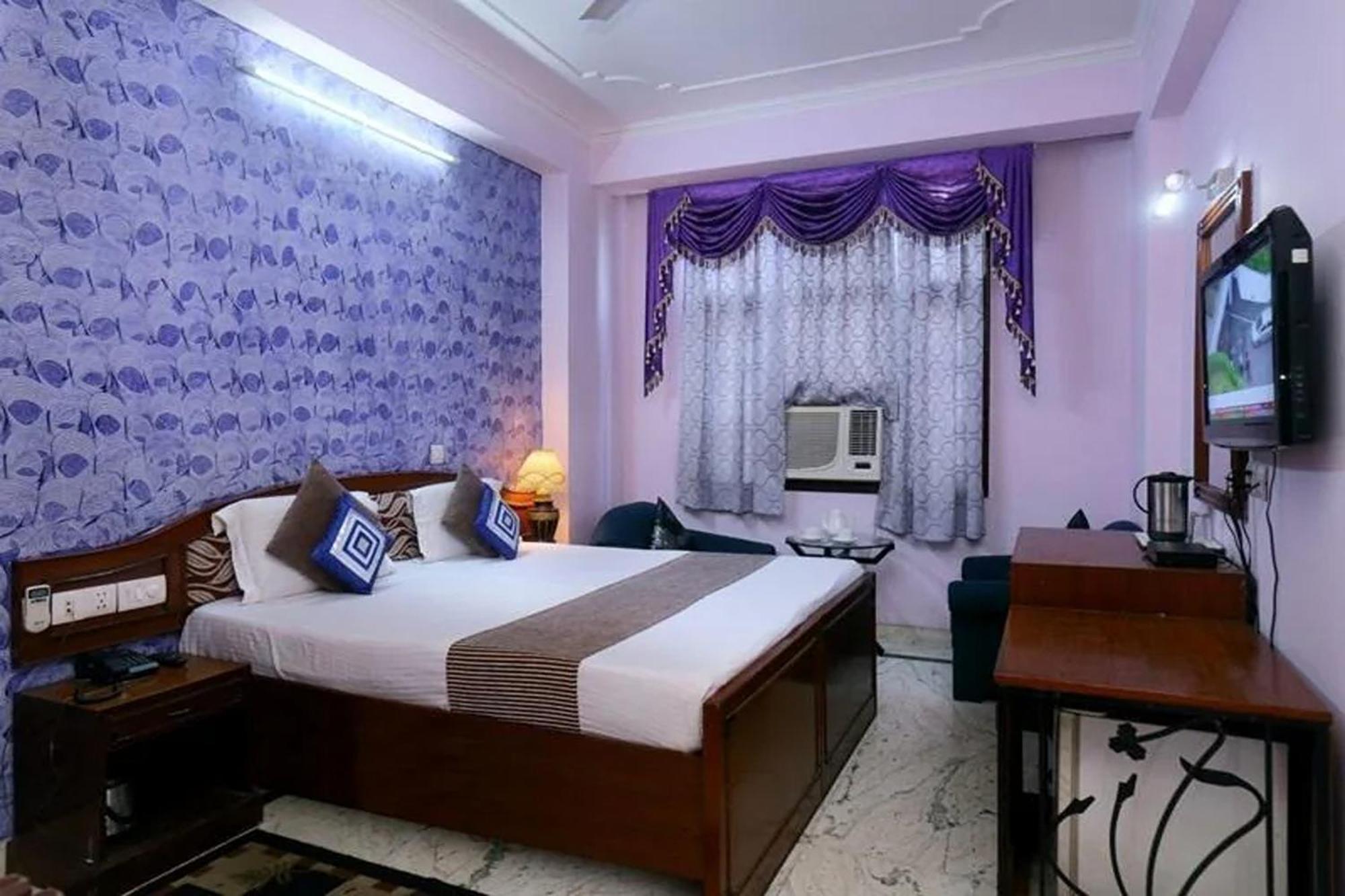 Hotel Indraprastha Deli Exterior foto