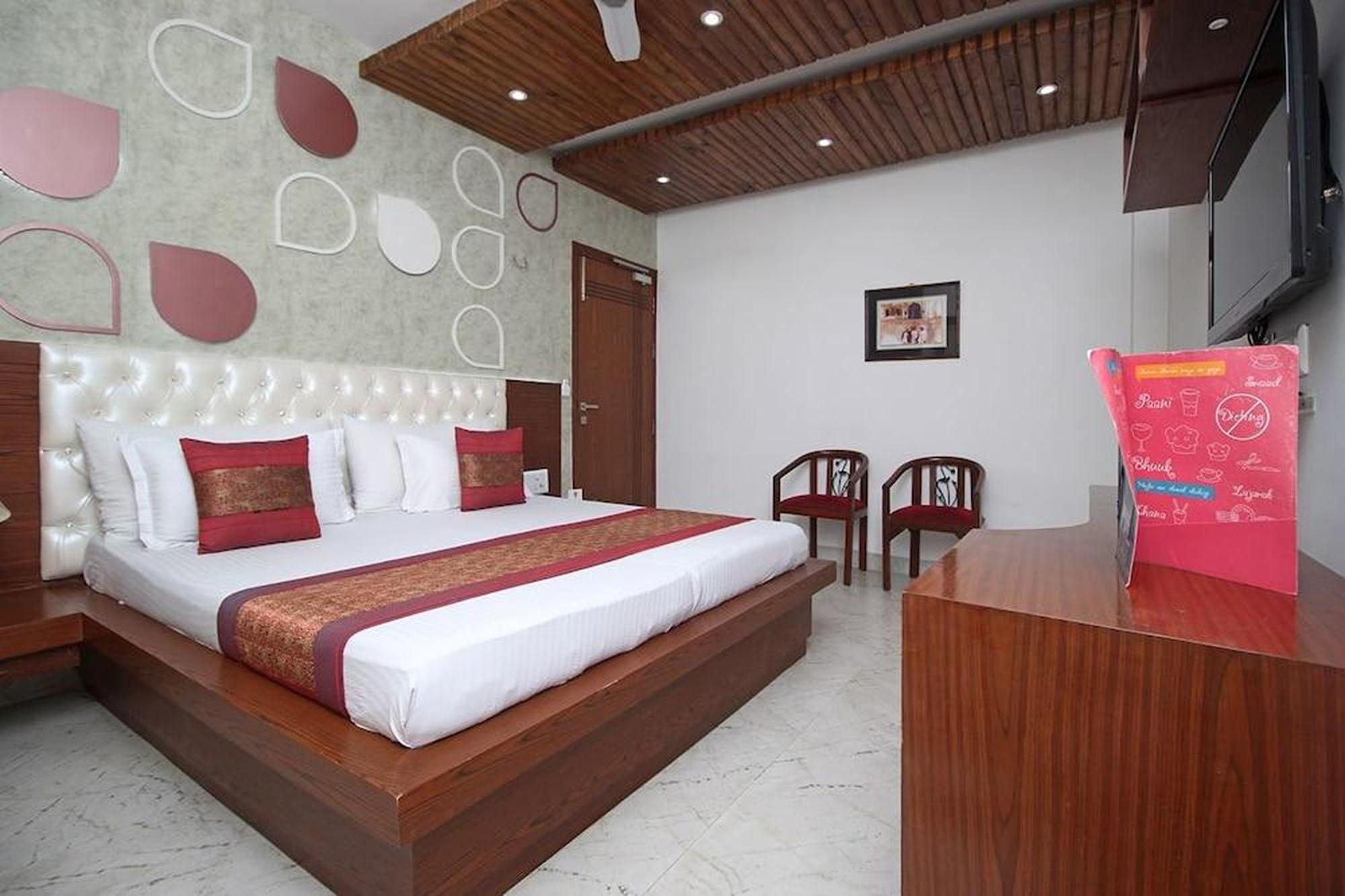 Hotel Indraprastha Deli Exterior foto