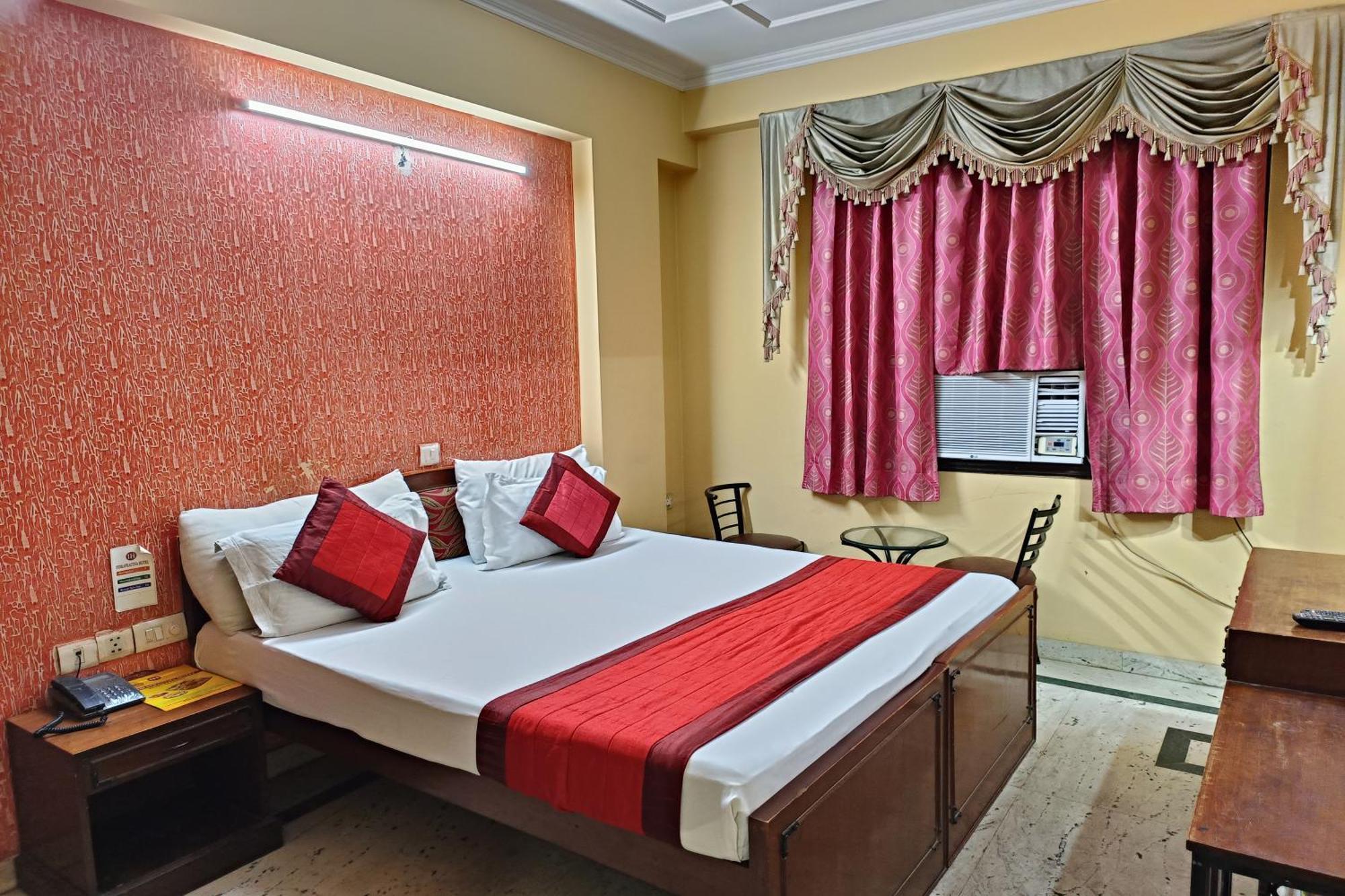 Hotel Indraprastha Deli Exterior foto