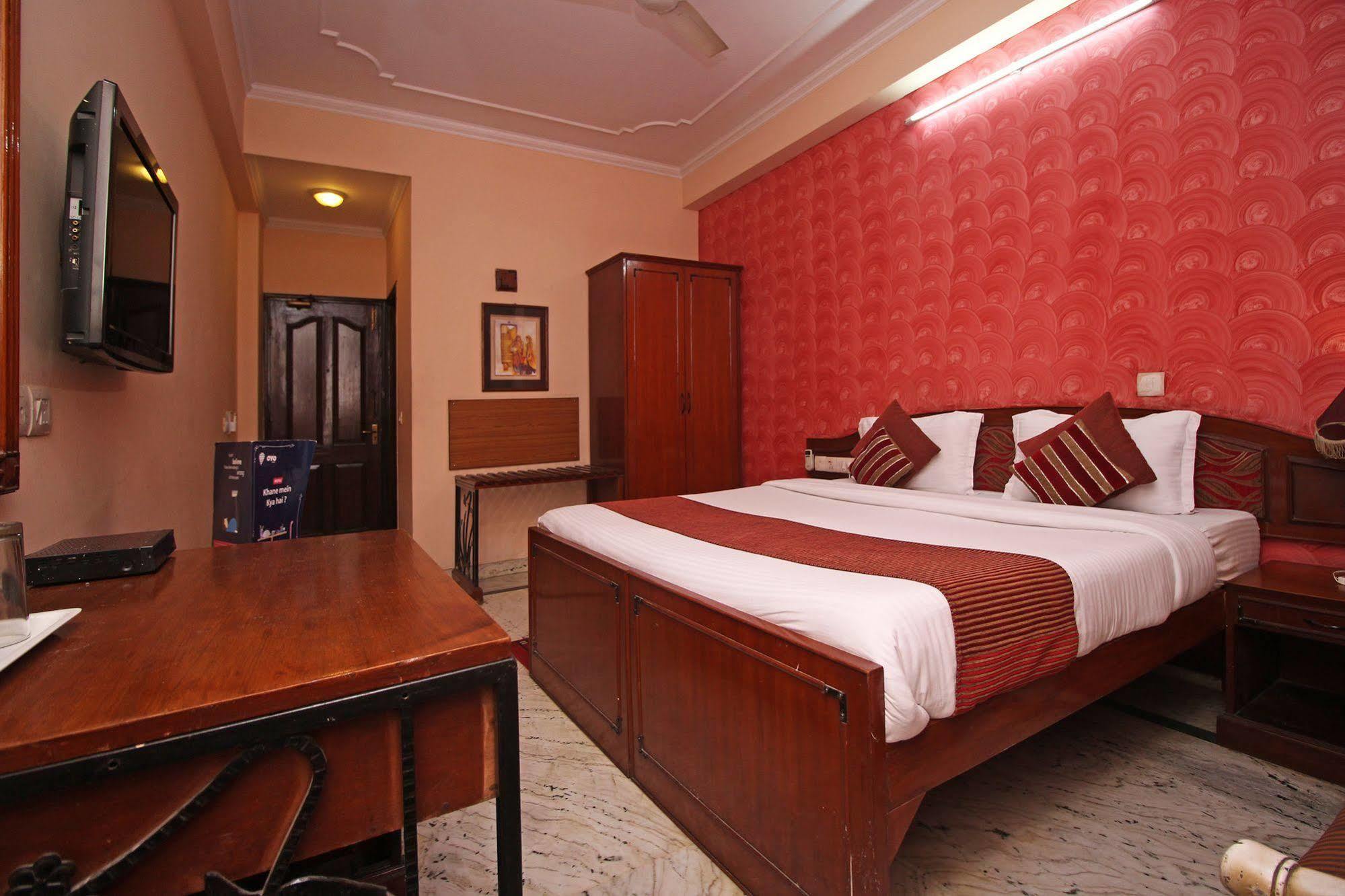 Hotel Indraprastha Deli Exterior foto